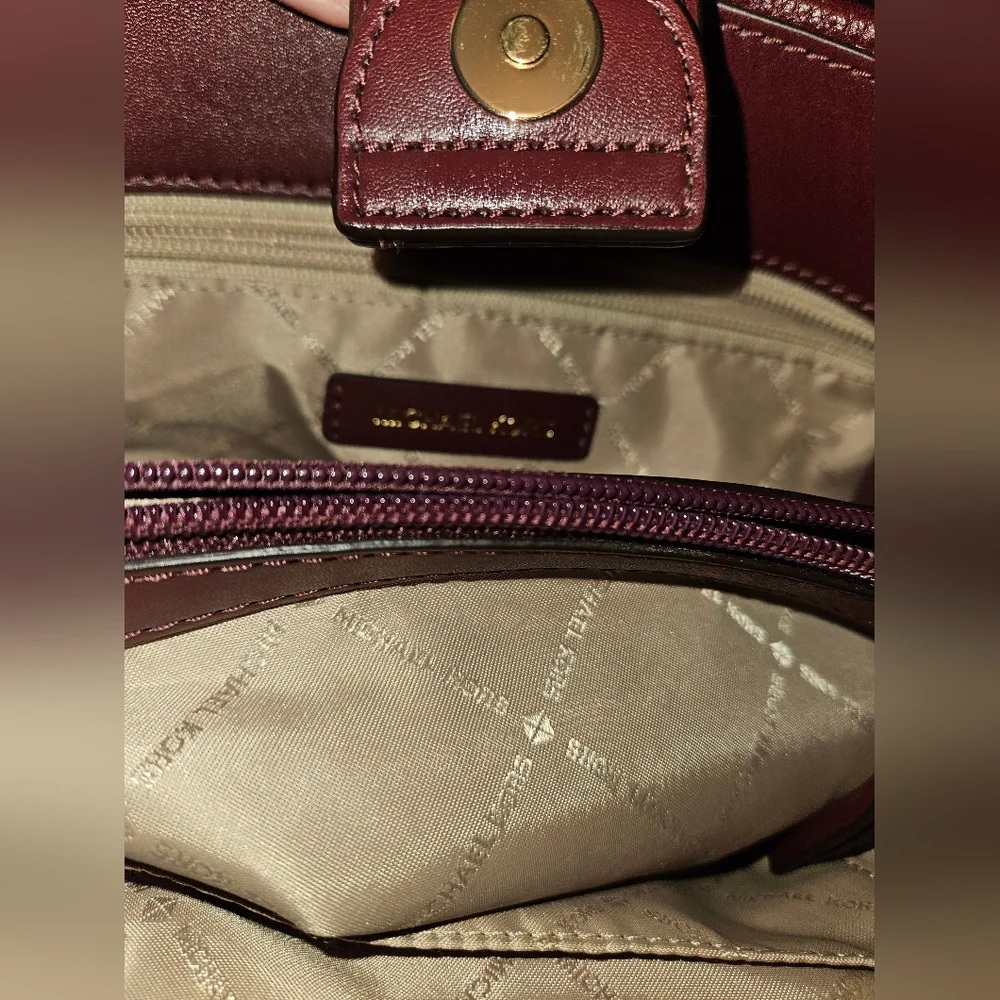 👜 Michael Kors Brynn Medium Leather Tote Shoulder Bag Wine Maroon Burg